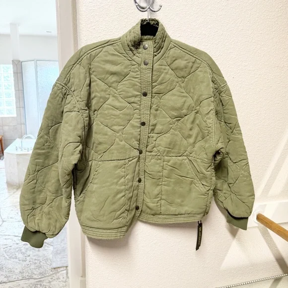 NEW Blank NYC Green Quilted Bomber Jacket XS NWT - Picture 1 of 4